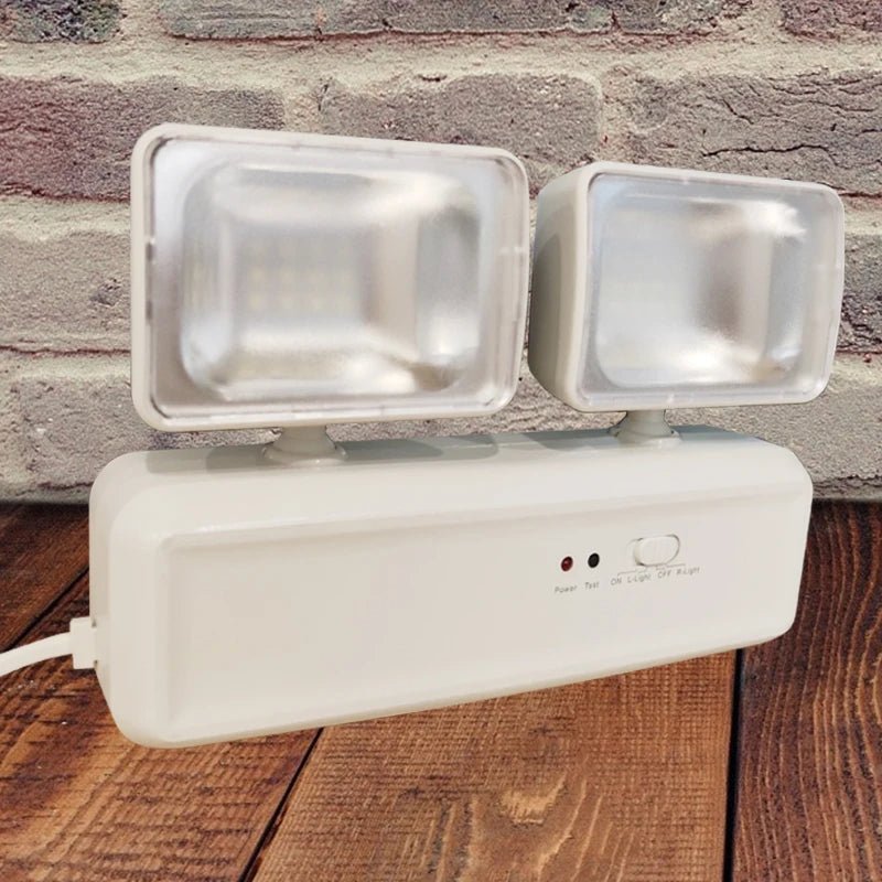 Lampara De Emergencia 10W Blanco Frío 65K - Wattko